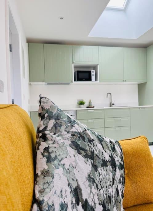 Private Apartment One On Lough Corrib, Oughterard Γκάλγουεϊ Εξωτερικό φωτογραφία